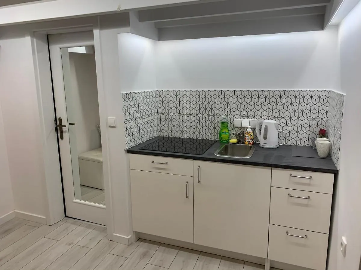 Nowoczesny Apartament: Targi Mtp I Pkp Poznań Appartement